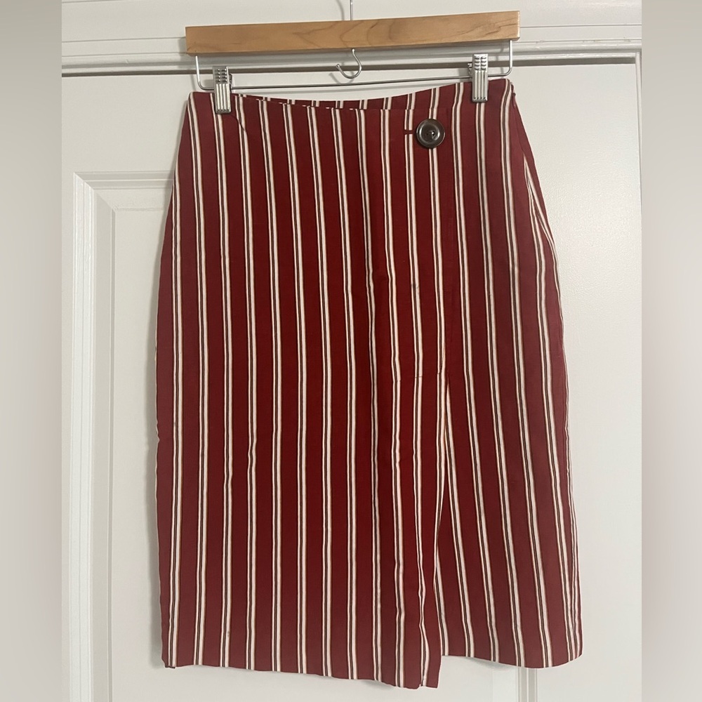 Red striped Ann Taylor Factory linen skirt. size 0